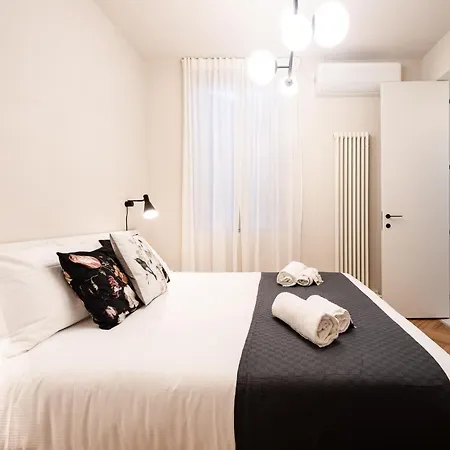Liberty Flats - Torricelle E Adige Appartement *